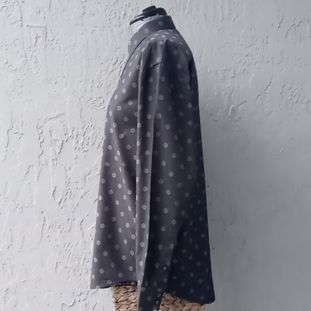 QUIETI Men's Luxury Shirt - Picture 4 of 16